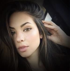 Meet your Posher, Tina